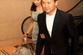 亚洲国产情侣,甜蜜瞬间，浪漫时光